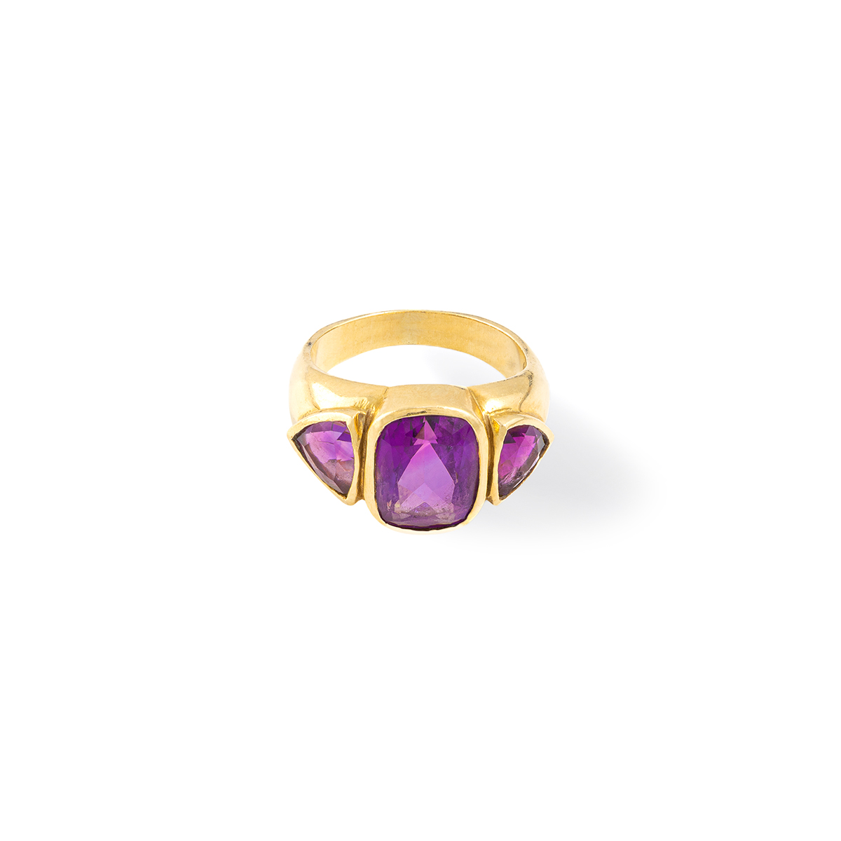 Three purple Amethysts gold 18k ring