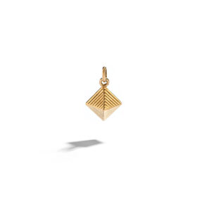 pendant charm necklace gold 18k pyramid egypt jewels antique