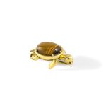 Gold turtle animal brooch
