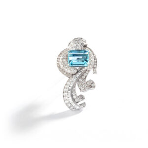 Aquamarine-blue-diamond-pendant-brooch
