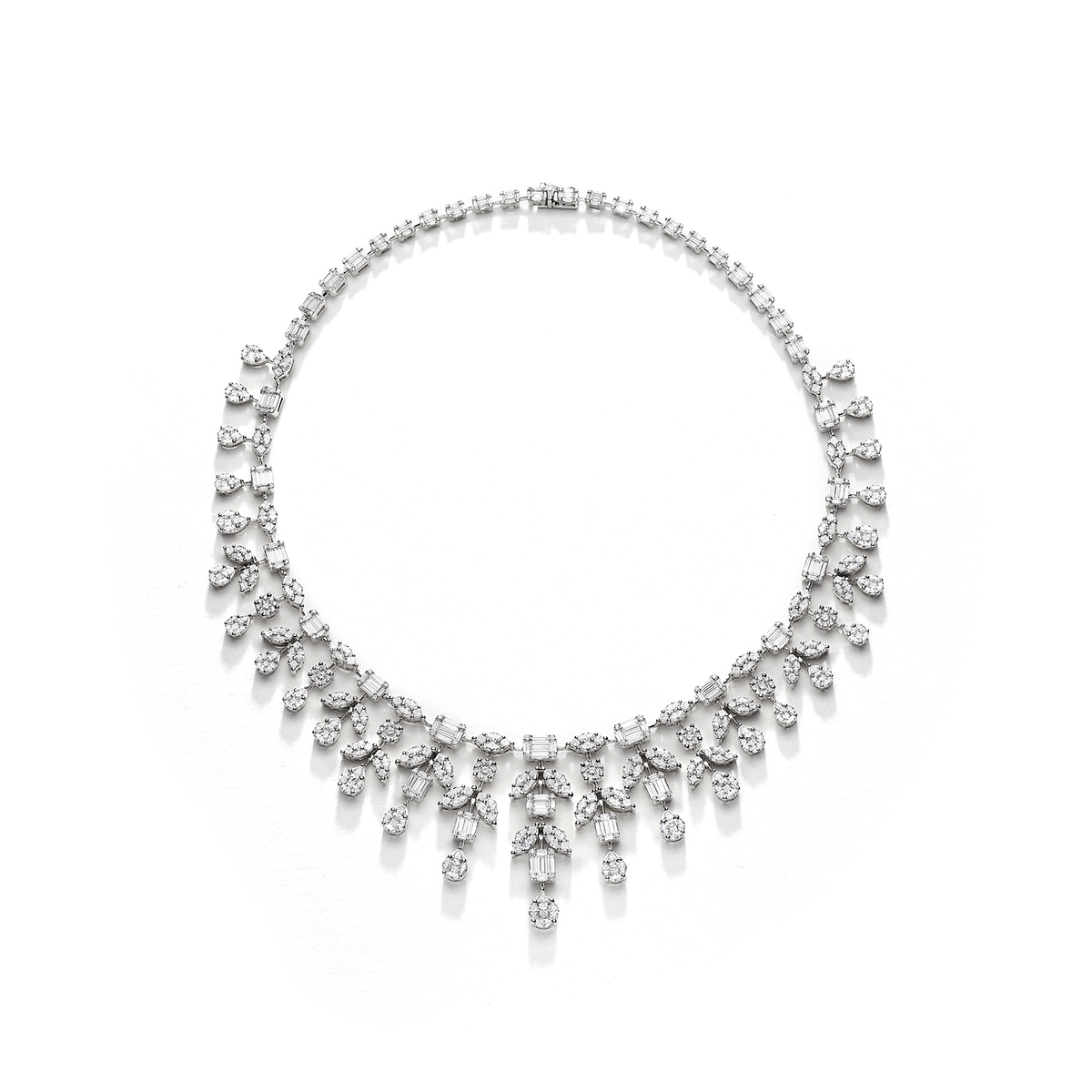 diamonds-pear-shaped-baguette-princess-marquise-cut-gold-18k-necklace