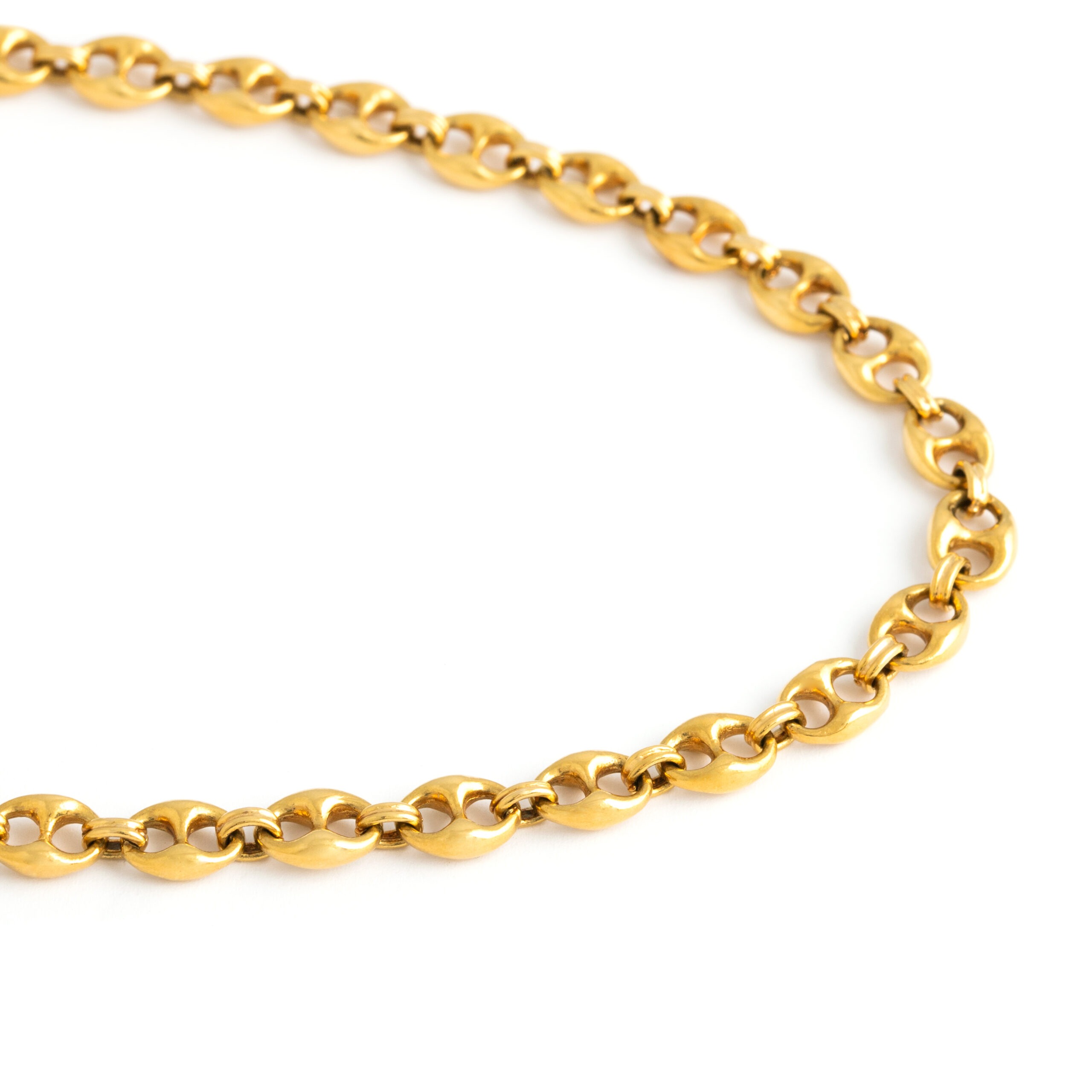 Yellow Gold 18k Chain Coffee Bean Sautoir Necklace. Total length: approx. 90.00 centimeters. Total weight: 104.79 grams
