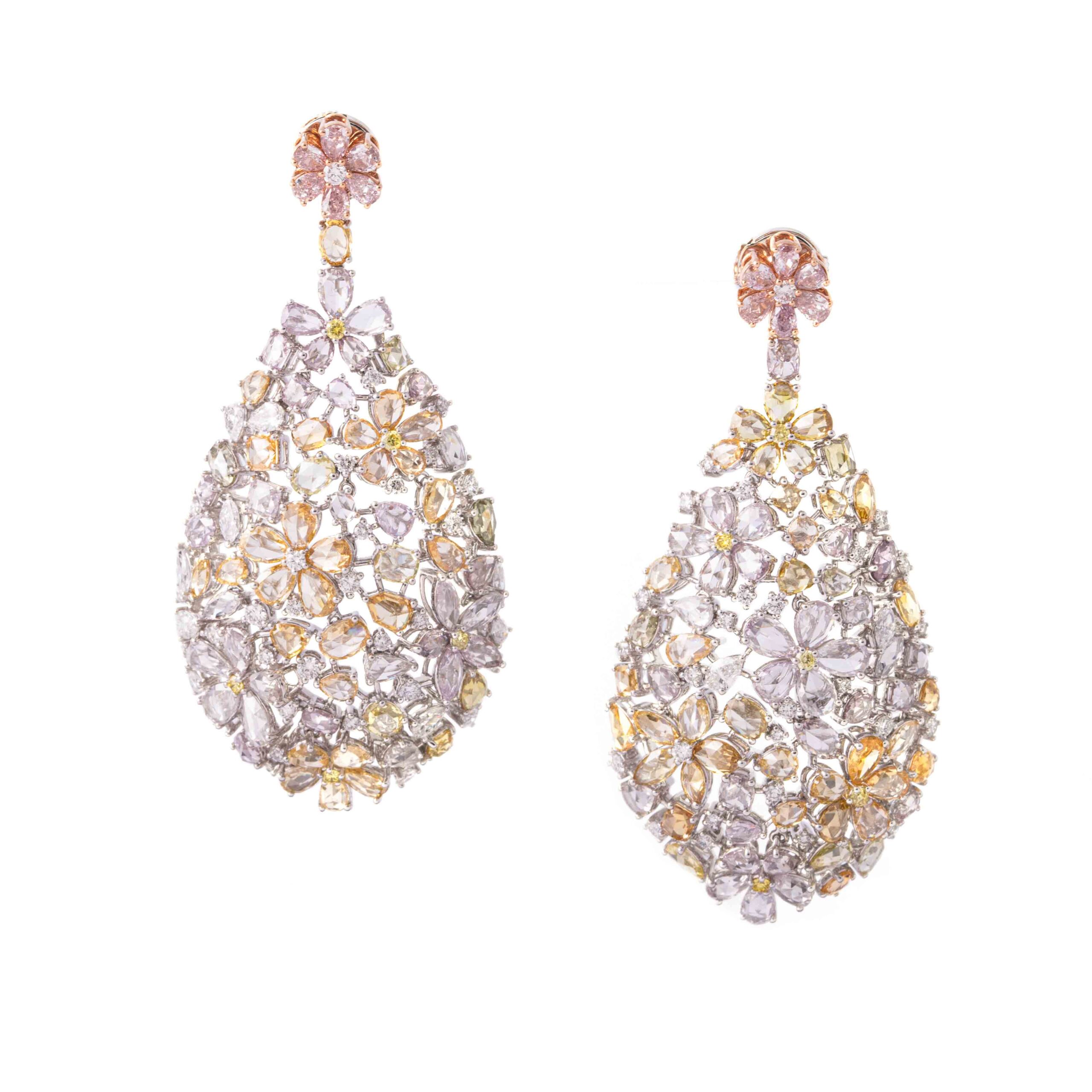 Flower earrings 18kt pink gold. Natural 148 pieces, 14.23 carats VS-F. Natural yellow diamonds, round 10 pieces, 0.17 carats, VS. Natuarl pear 6 pieces, 0.443 carats, VS-F Natural marquise 4 pieces, 0.211 carats, VS-F. Natural round 59 pieces, 0.986 carats, VS-F Total weight: 24.28g Total lenght: approx. 5.8cm Total width: approx. 0.30cm up to 2.60cm