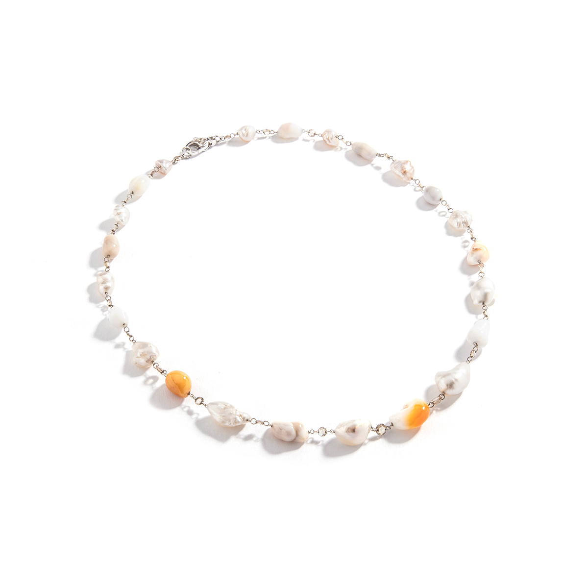 Pearl-conch-baroque-sea-culture-natural-rose-cut-diamond-gold-necklace