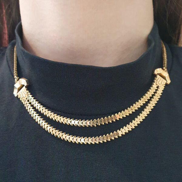 Gold 18K Necklace. Circa 1950. Total length: approx. 41.00 centimeters. Total width: approx. 0.45 centimeters. Total weight: 19.35 grams.